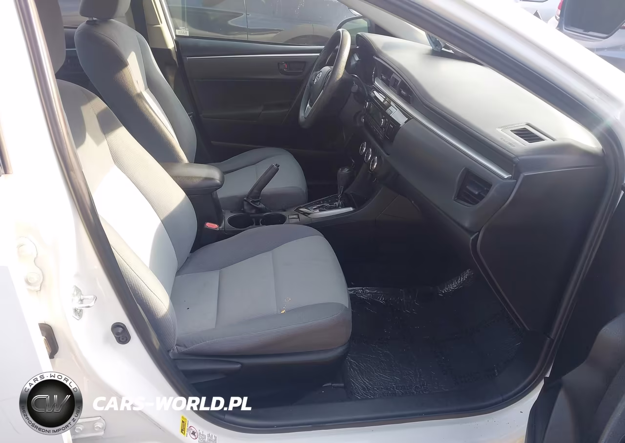 2015 Toyota Corolla L VIN:5YFBURHE5FP280823 - 5