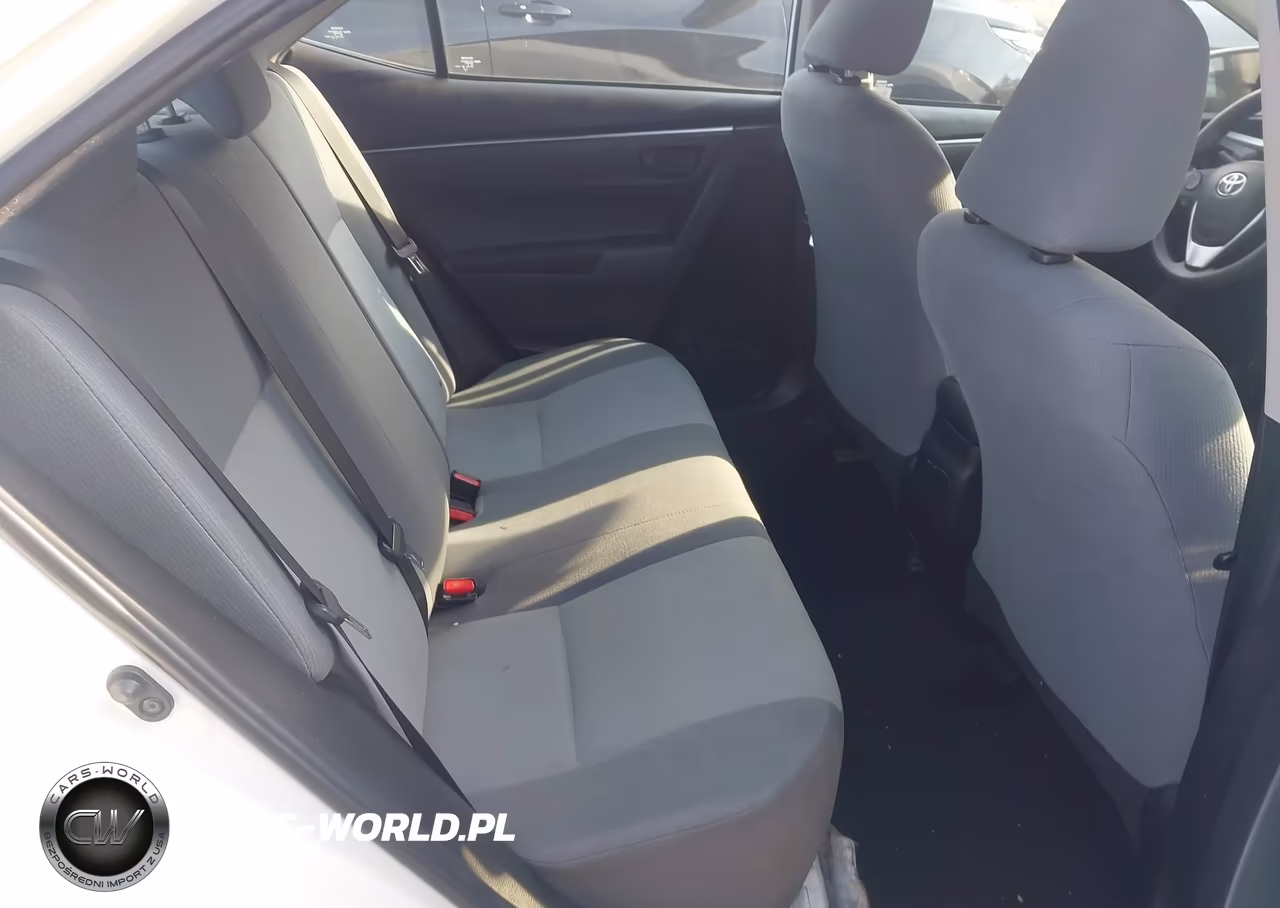 2015 Toyota Corolla L VIN:5YFBURHE5FP280823 - 8