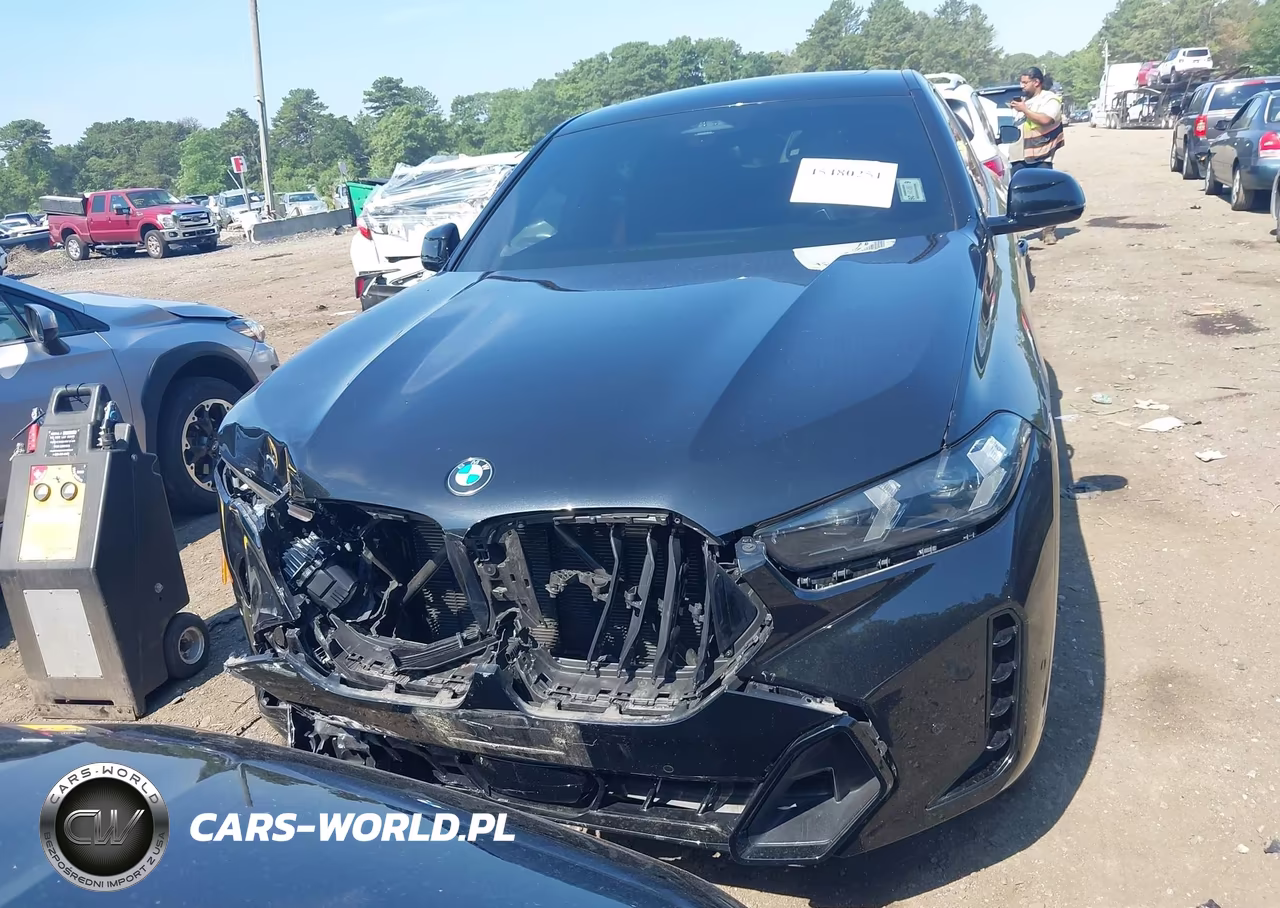 2024 BMW X6 xDrive40I VIN:5UX33EX04R9S73070 - 12