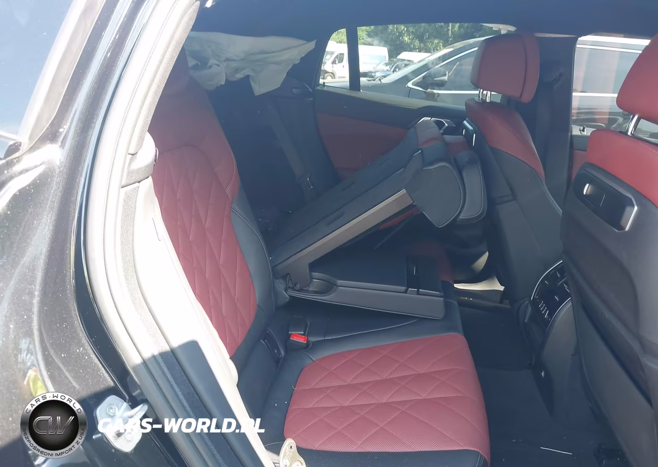 2024 BMW X6 xDrive40I VIN:5UX33EX04R9S73070 - 8