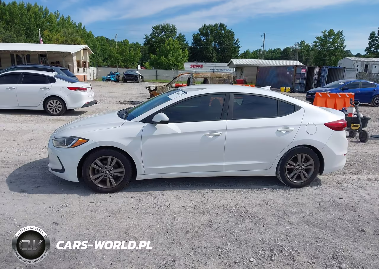 2018 Hyundai Elantra Sel VIN:5NPD84LF5JH316919 - 14