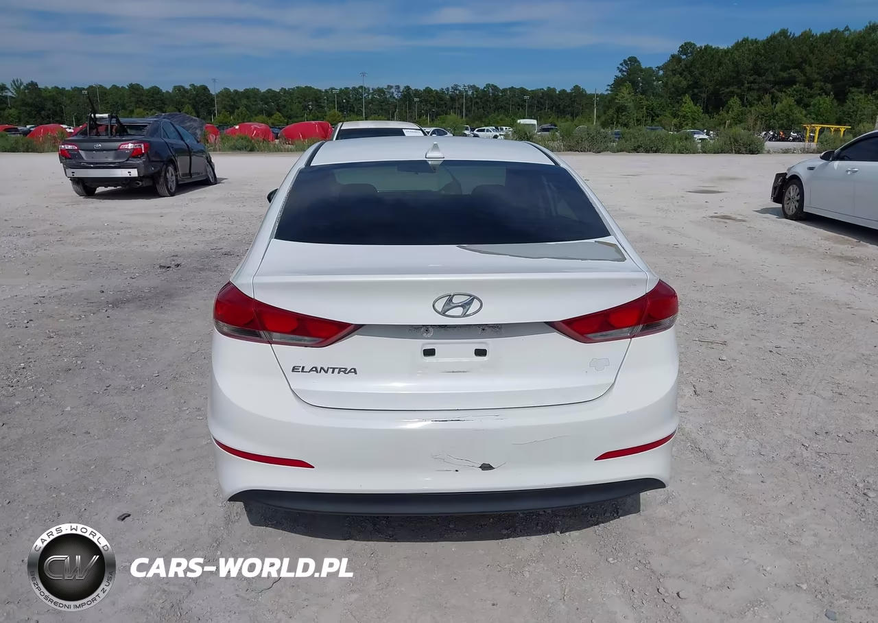 2018 Hyundai Elantra Sel VIN:5NPD84LF5JH316919 - 16