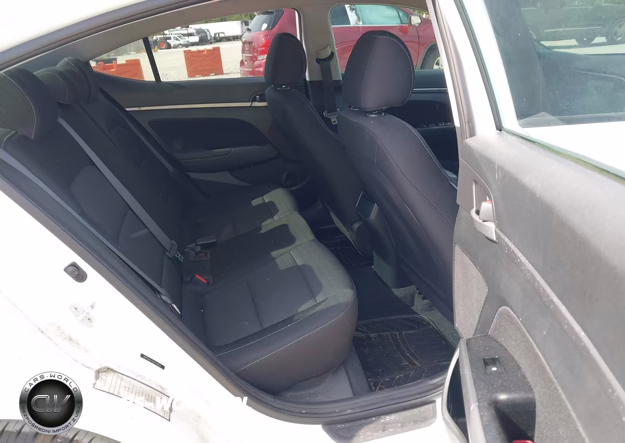 2018 Hyundai Elantra Sel VIN:5NPD84LF5JH316919 - 8