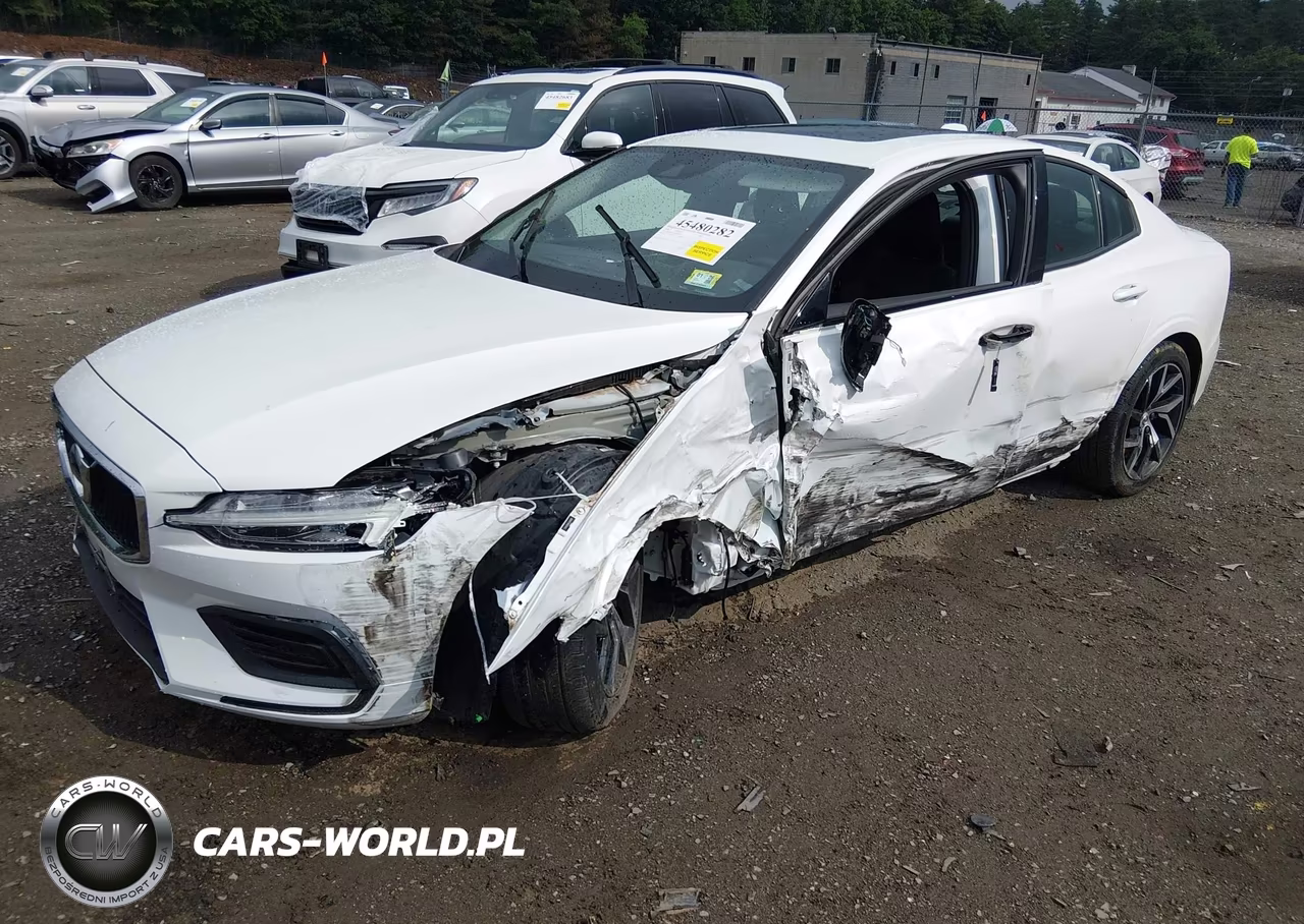 2020 Volvo S60 T6 Momentum VIN:7JRA22TK8LG046910 - 2