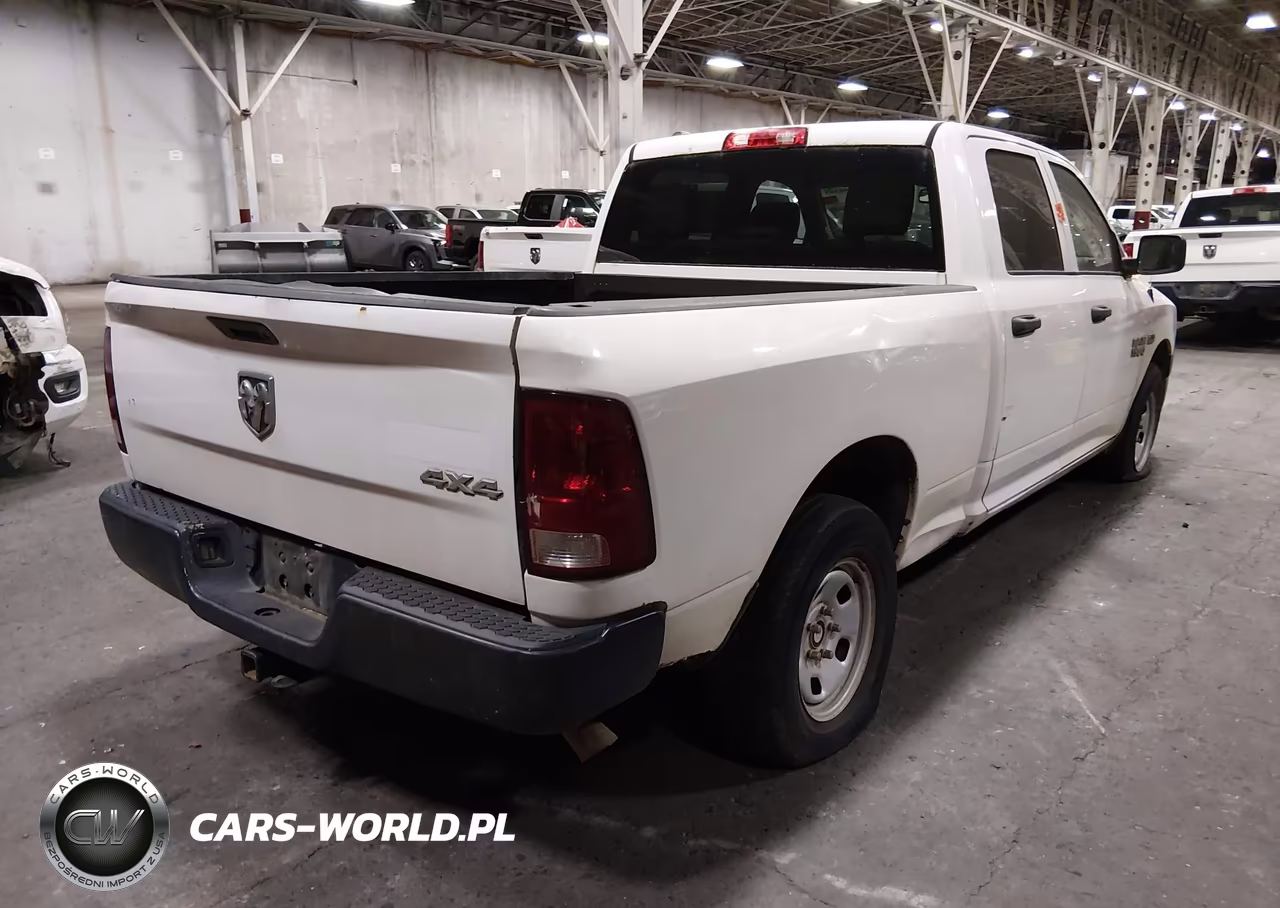 2015 Ram 1500 Tradesman VIN:1C6RR7ST6FS766476 - 4