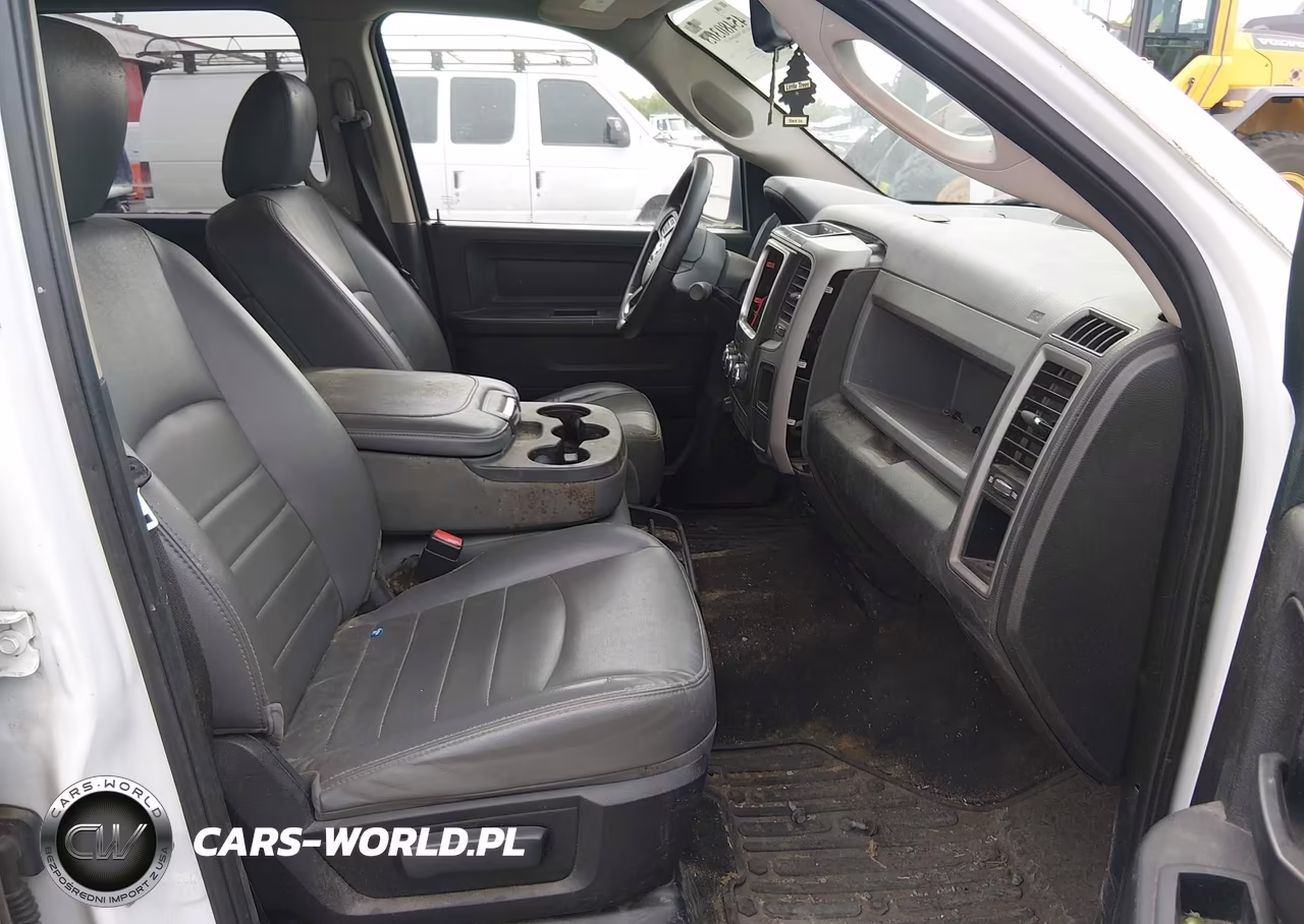 2015 Ram 1500 Tradesman VIN:1C6RR7ST6FS766476 - 5