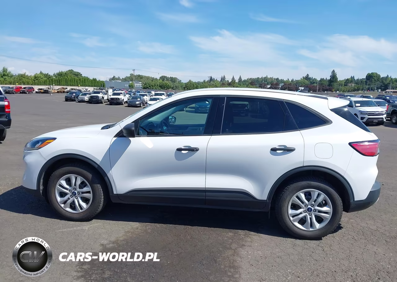 2021 Ford Escape S VIN:1FMCU9F68MUA60409 - 14