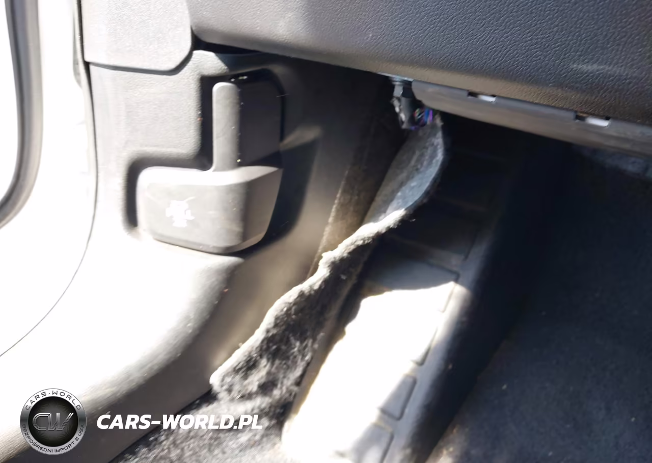 2021 Ford Escape S VIN:1FMCU9F68MUA60409 - 6