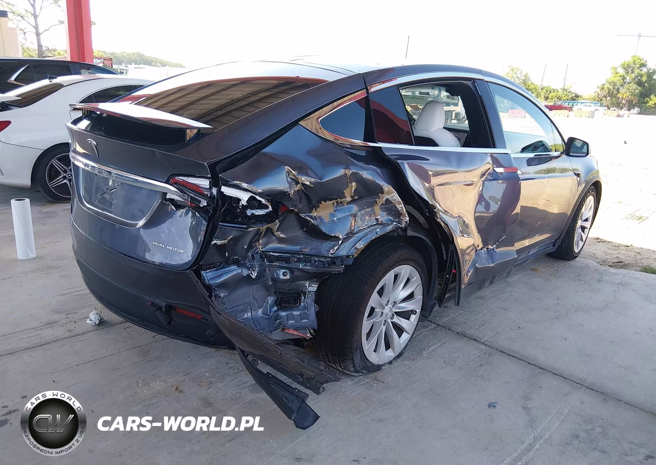 2021 Tesla Model X Long Range Dual Motor All-Wheel Drive-Long Range Plus Dual Motor All-Wheel Drive VIN:5YJXCDE28MF322674 - 4