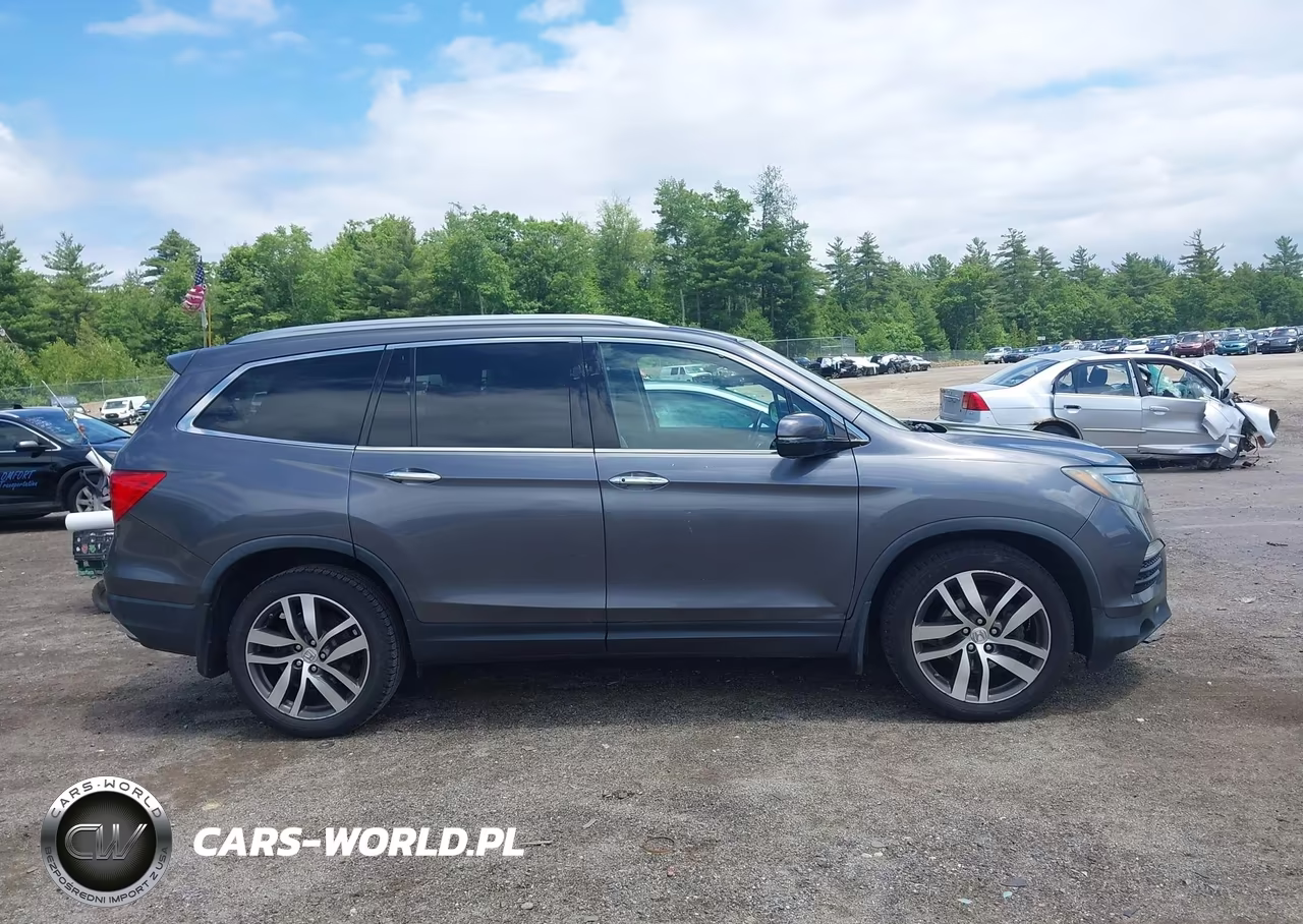 2016 Honda Pilot Elite VIN:5FNYF6H0XGB066107 - 14