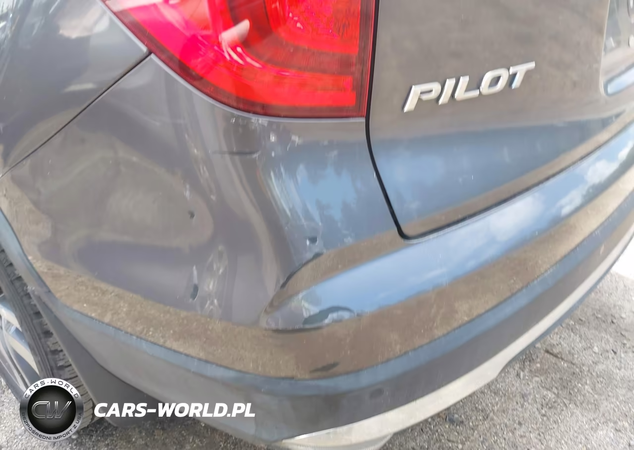 2016 Honda Pilot Elite VIN:5FNYF6H0XGB066107 - 18