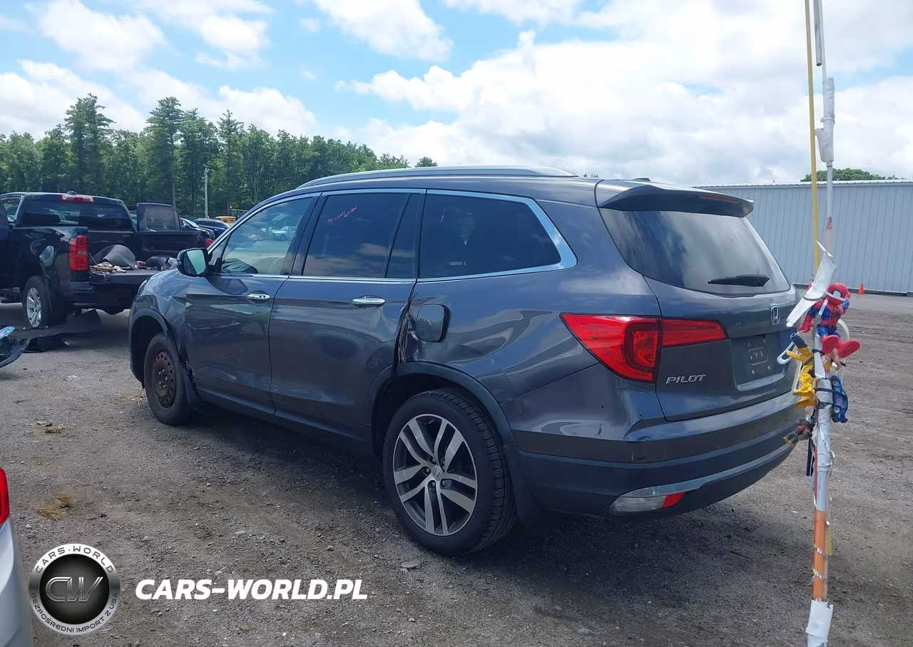 2016 Honda Pilot Elite VIN:5FNYF6H0XGB066107 - 3