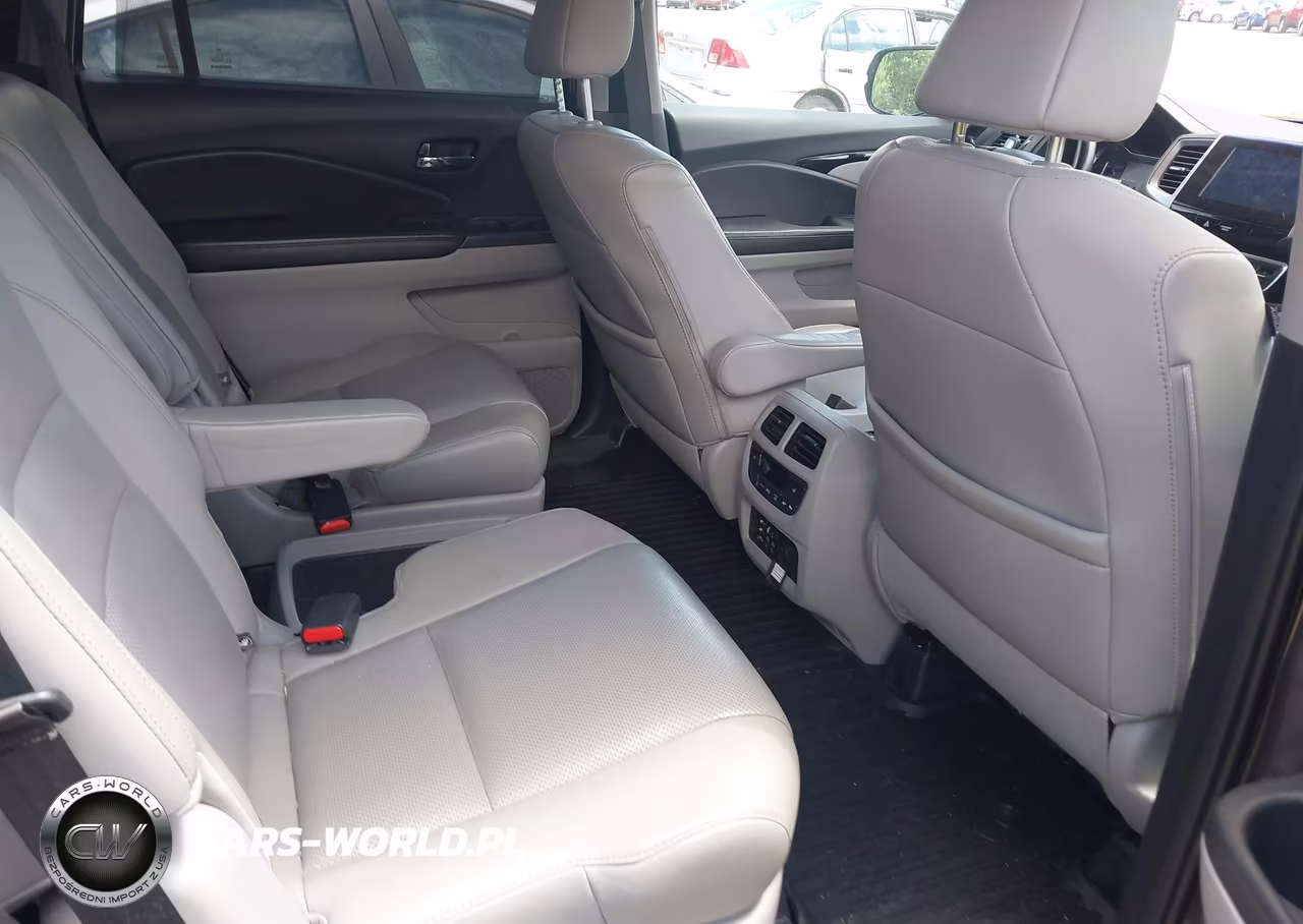 2016 Honda Pilot Elite VIN:5FNYF6H0XGB066107 - 8