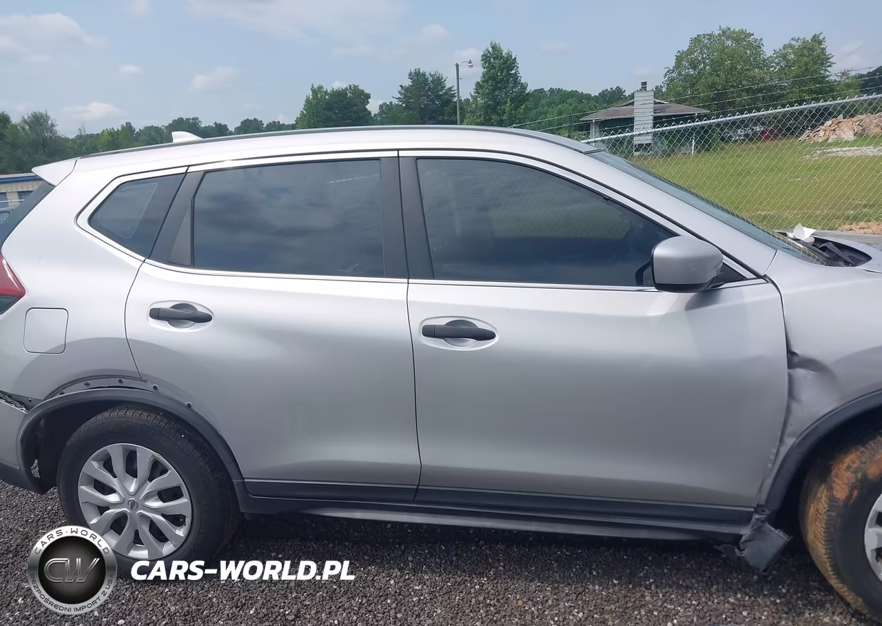 2019 Nissan Rogue S VIN:JN8AT2MT4KW260336 - 13