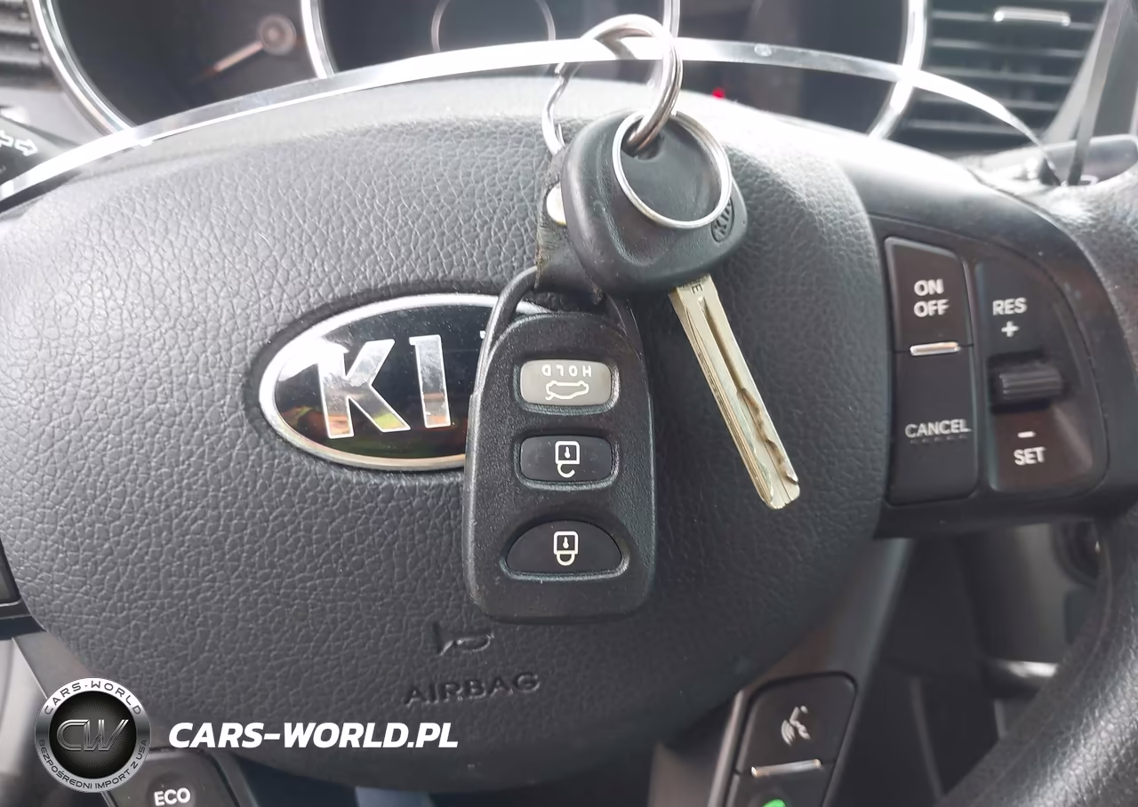2013 Kia Optima Lx VIN:KNAGM4A71D5371910 - 11