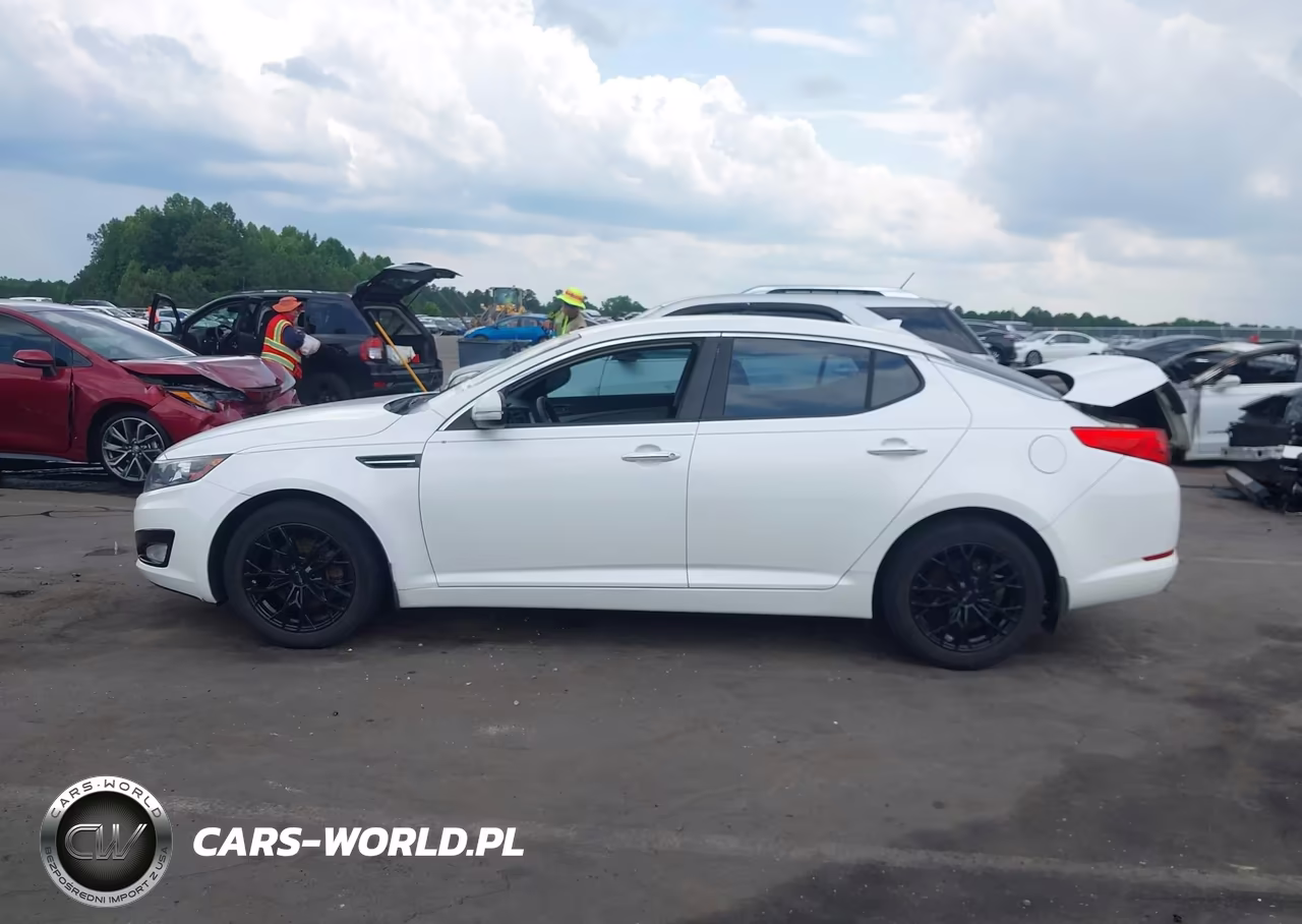 2013 Kia Optima Lx VIN:KNAGM4A71D5371910 - 14