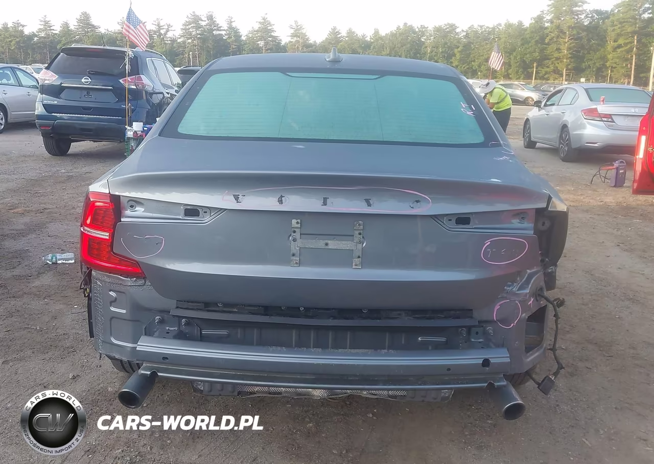 2020 Volvo S60 T6 Momentum VIN:7JRA22TK6LG031659 - 17