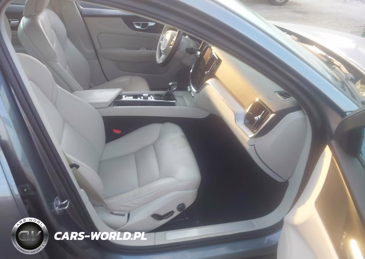 2020 Volvo S60 T6 Momentum VIN:7JRA22TK6LG031659 - 5