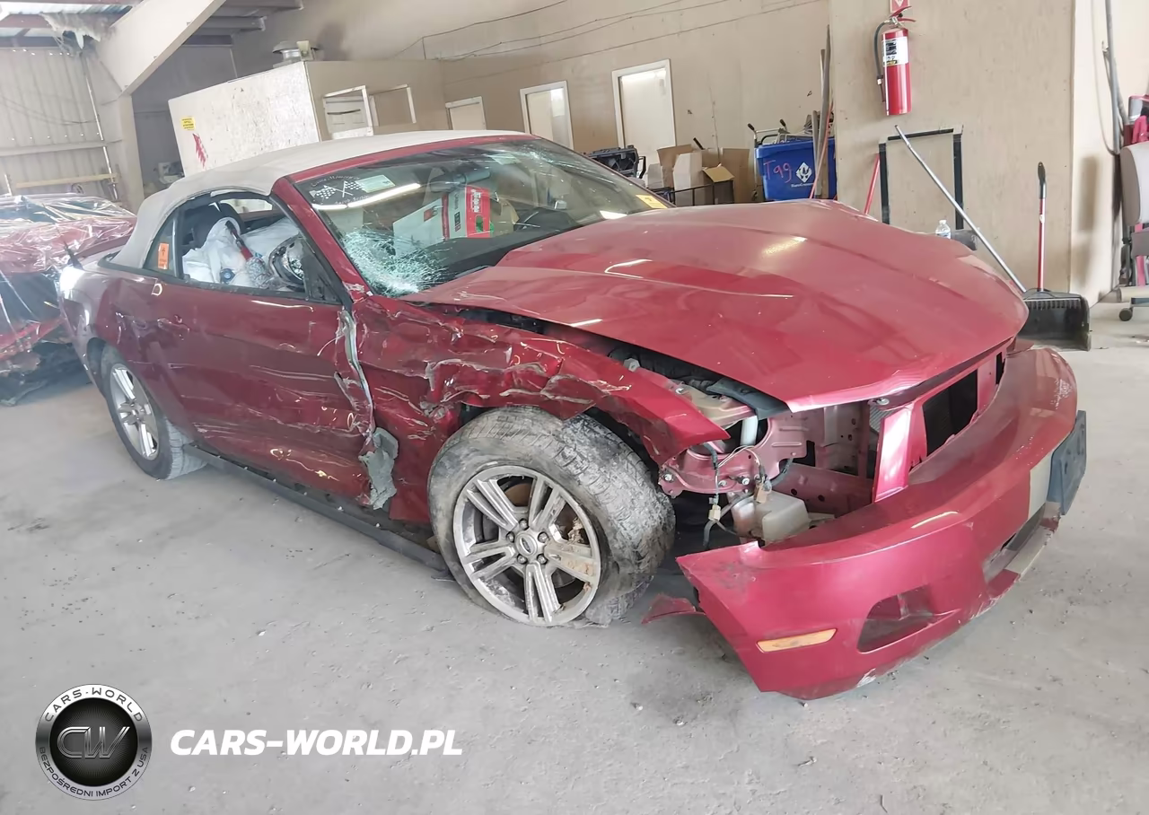 2012 Ford Mustang V6-V6 Premium – zdjęcie 1 z 15