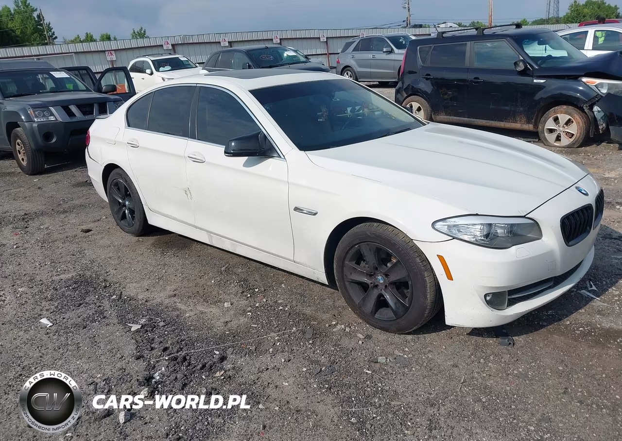 2011 BMW 528I