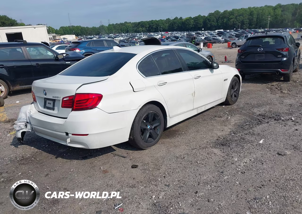 2011 BMW 528I VIN:WBAFR1C58BDV76523 - 4