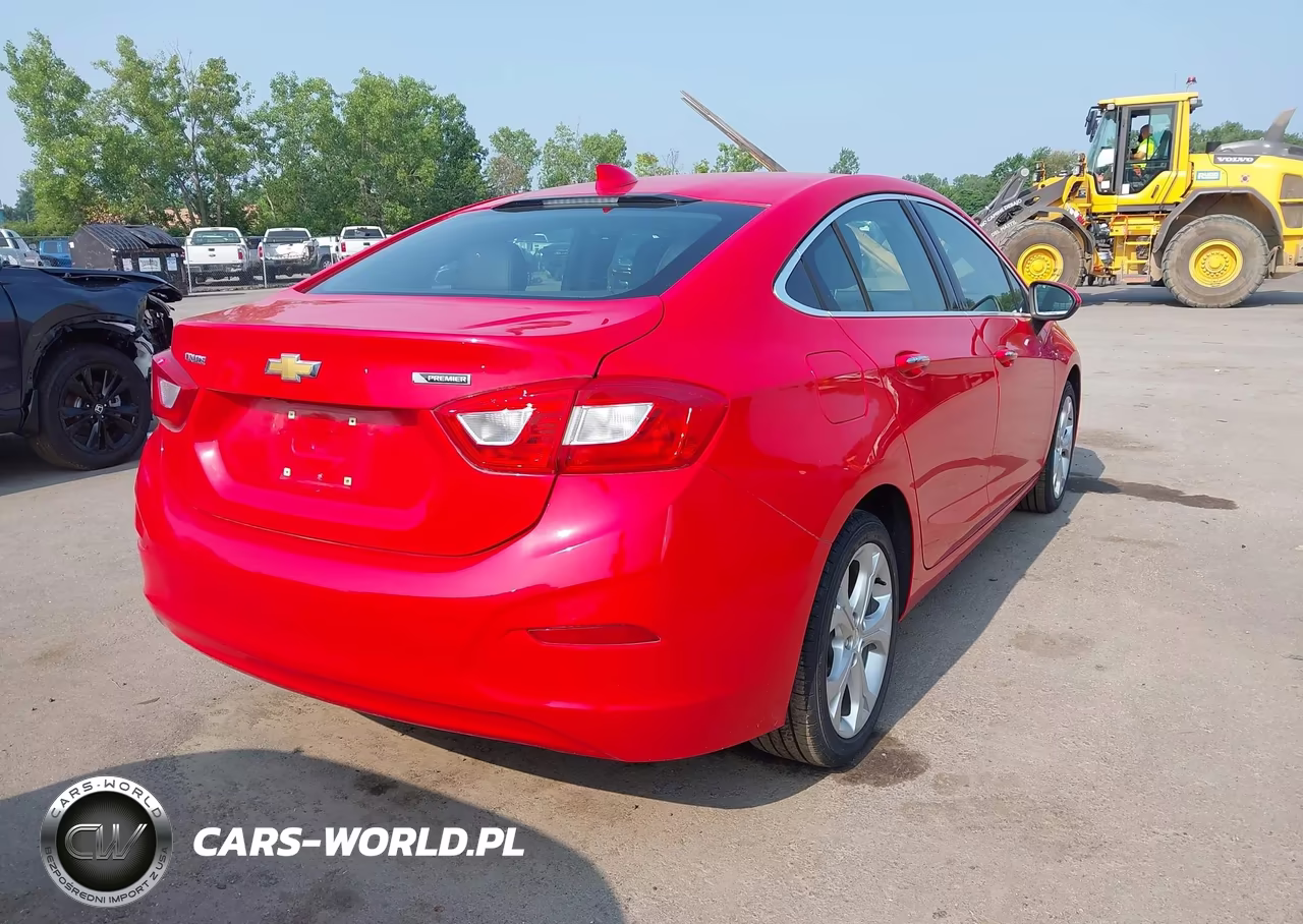 2017 Chevrolet Cruze Premier Auto VIN:1G1BF5SM4H7231547 - 4