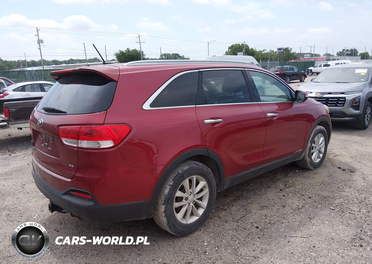 2016 Kia Sorento 3.3L Lx VIN:5XYPGDA5XGG110666 - 4