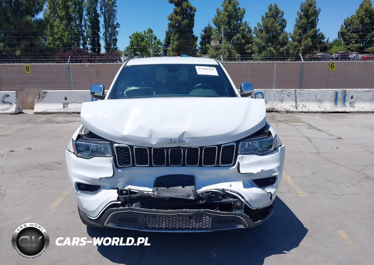 2018 Jeep Grand Cherokee Limited 4X4 VIN:1C4RJFBG0JC493082 - 12