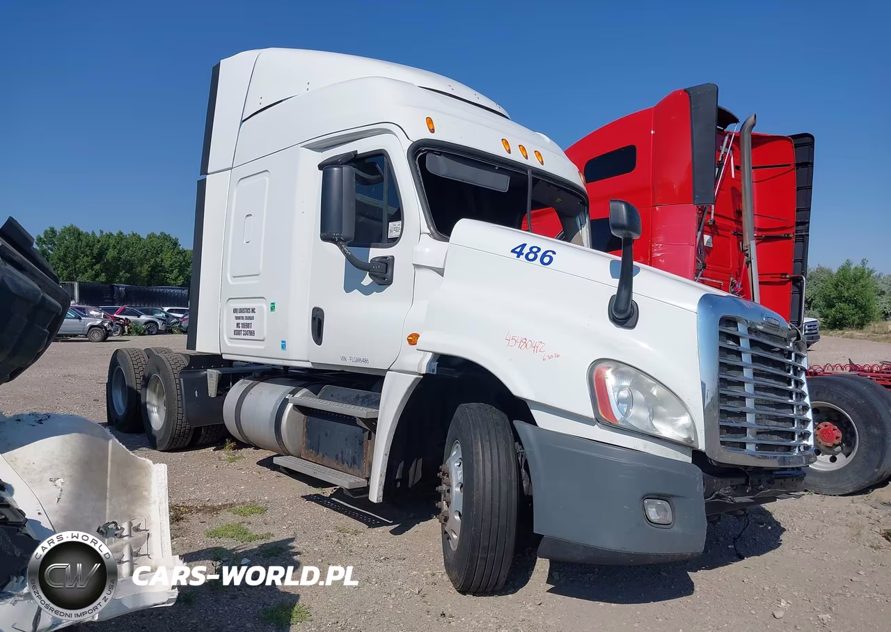 2015 Freightliner Cascadia 125