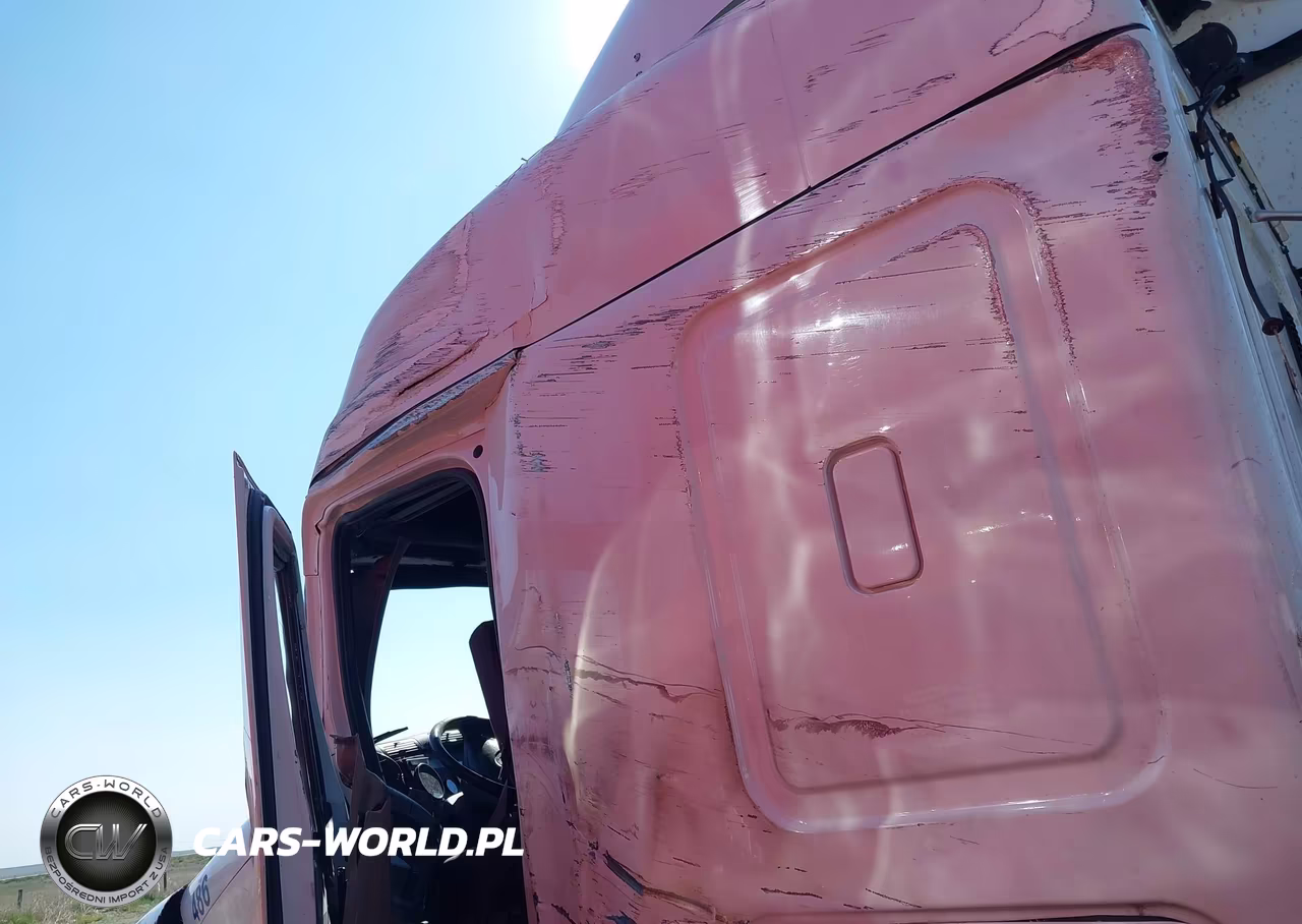 2015 Freightliner Cascadia 125 VIN:1FUJGLDV0FLGM6486 - 23