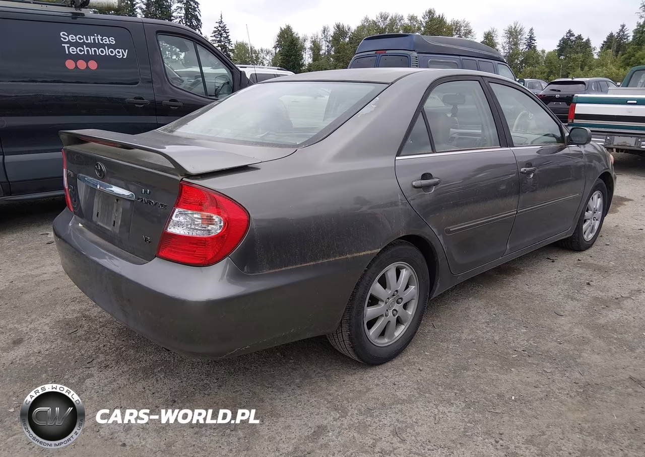 2004 Toyota Camry Le-Xle VIN:JTDBF30K240152555 - 4