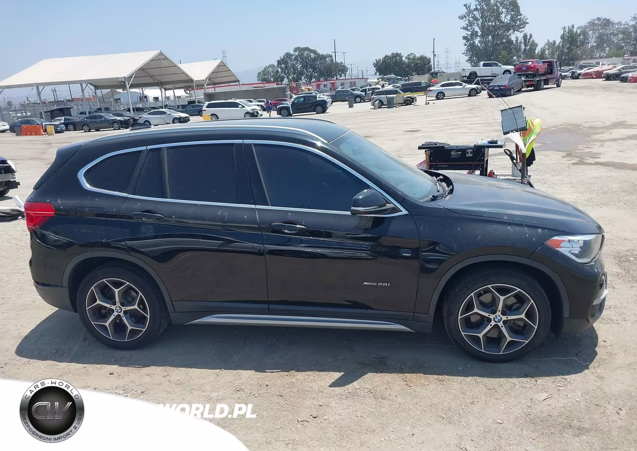 2017 BMW X1 xDrive28I VIN:WBXHT3C33H5F81581 - 14