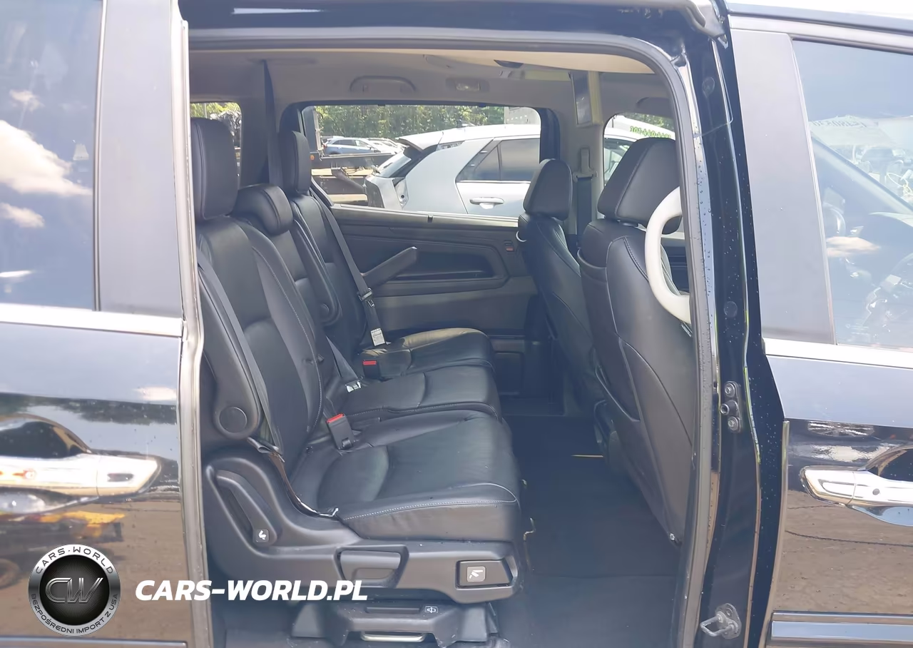 2021 Honda Odyssey Touring VIN:5FNRL6H87MB001147 - 8
