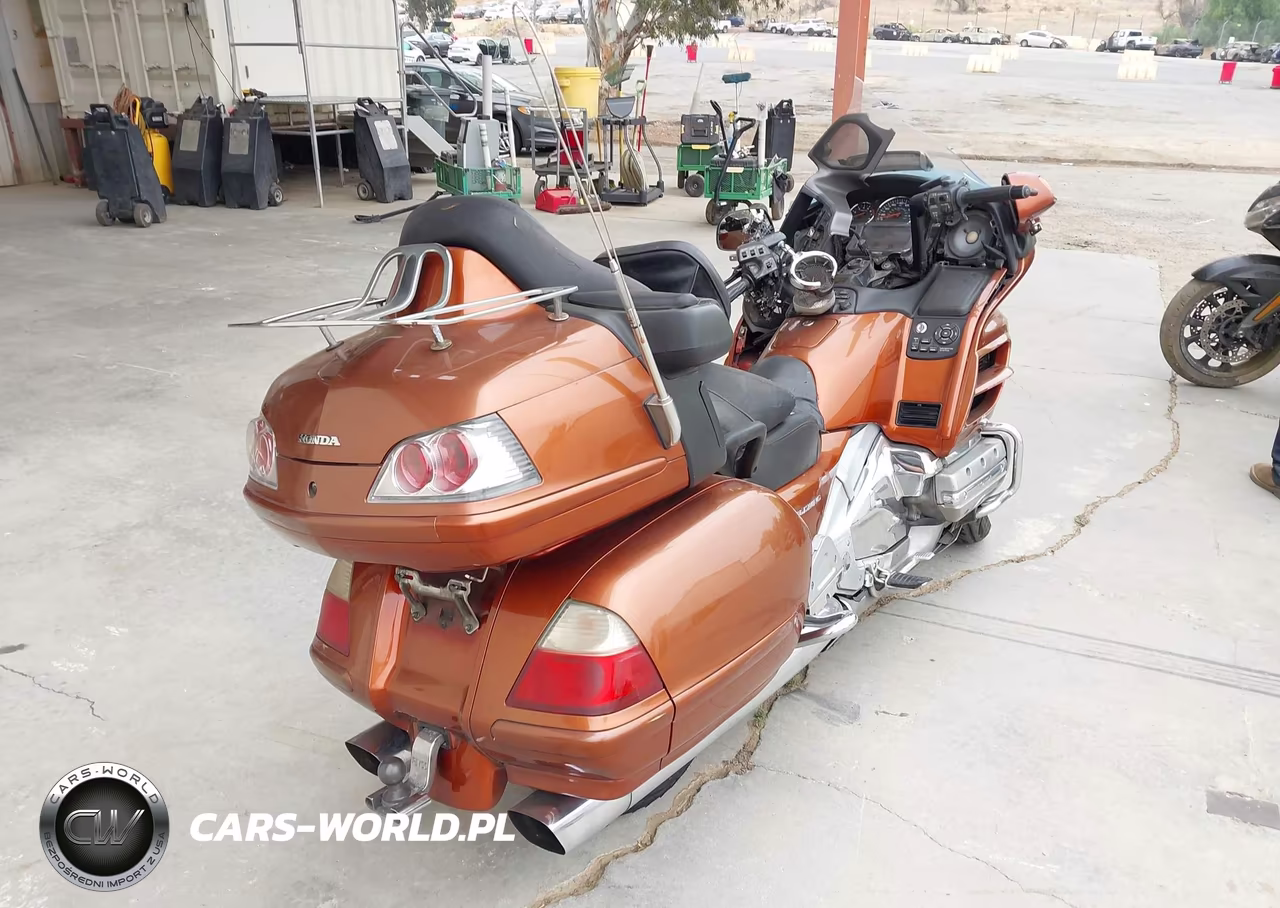 2007 Honda Gl1800 VIN:1HFSC47L77A607367 - 4