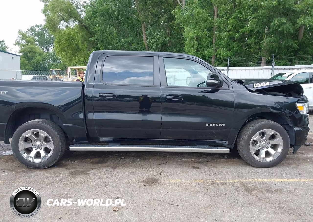 2020 Ram 1500 Big Horn 4X4 5'7 Box VIN:1C6SRFFT3LN175859 - 12