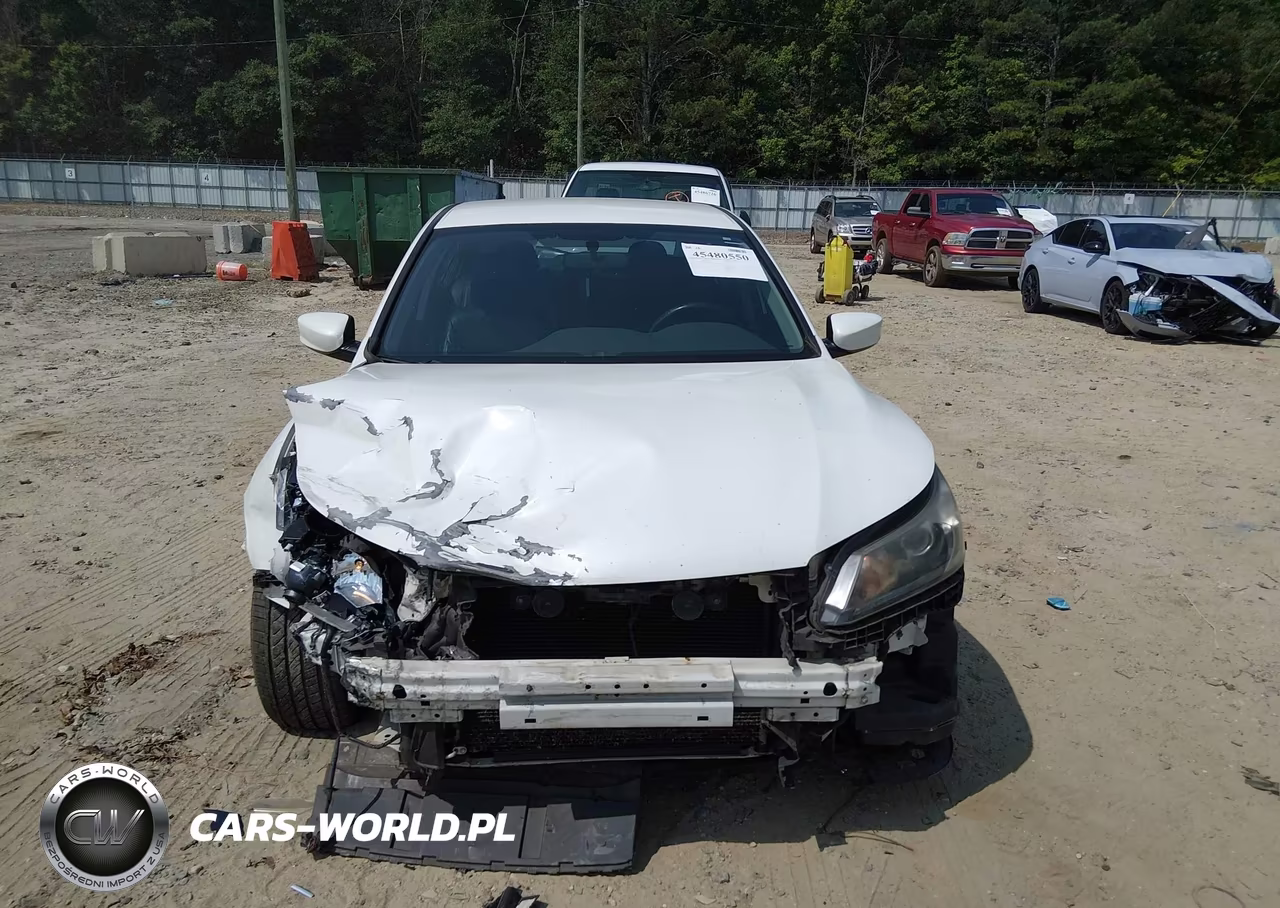 2015 Honda Accord Sport VIN:1HGCR2F55FA088212 - 13