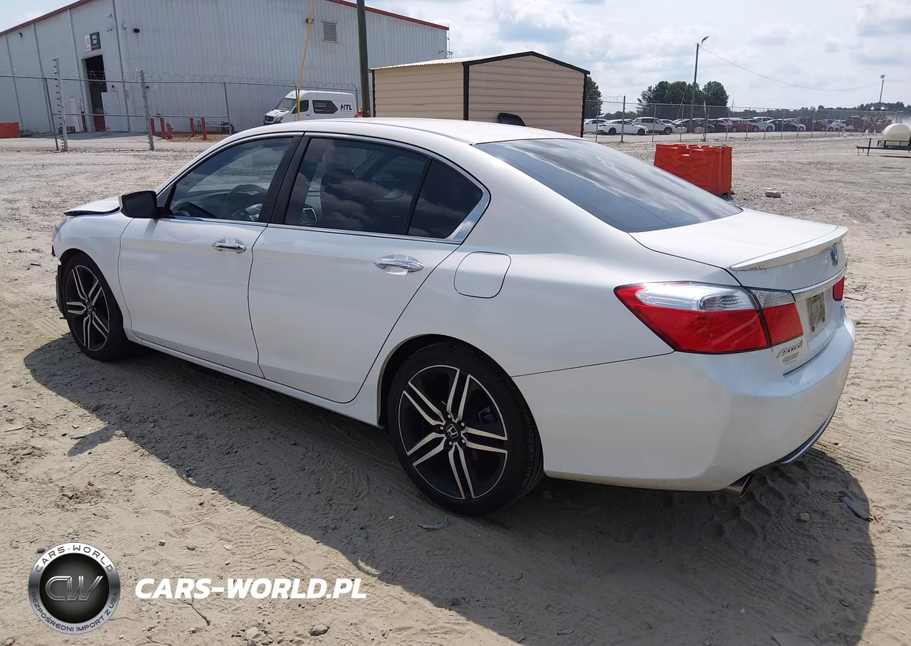 2015 Honda Accord Sport VIN:1HGCR2F55FA088212 - 3