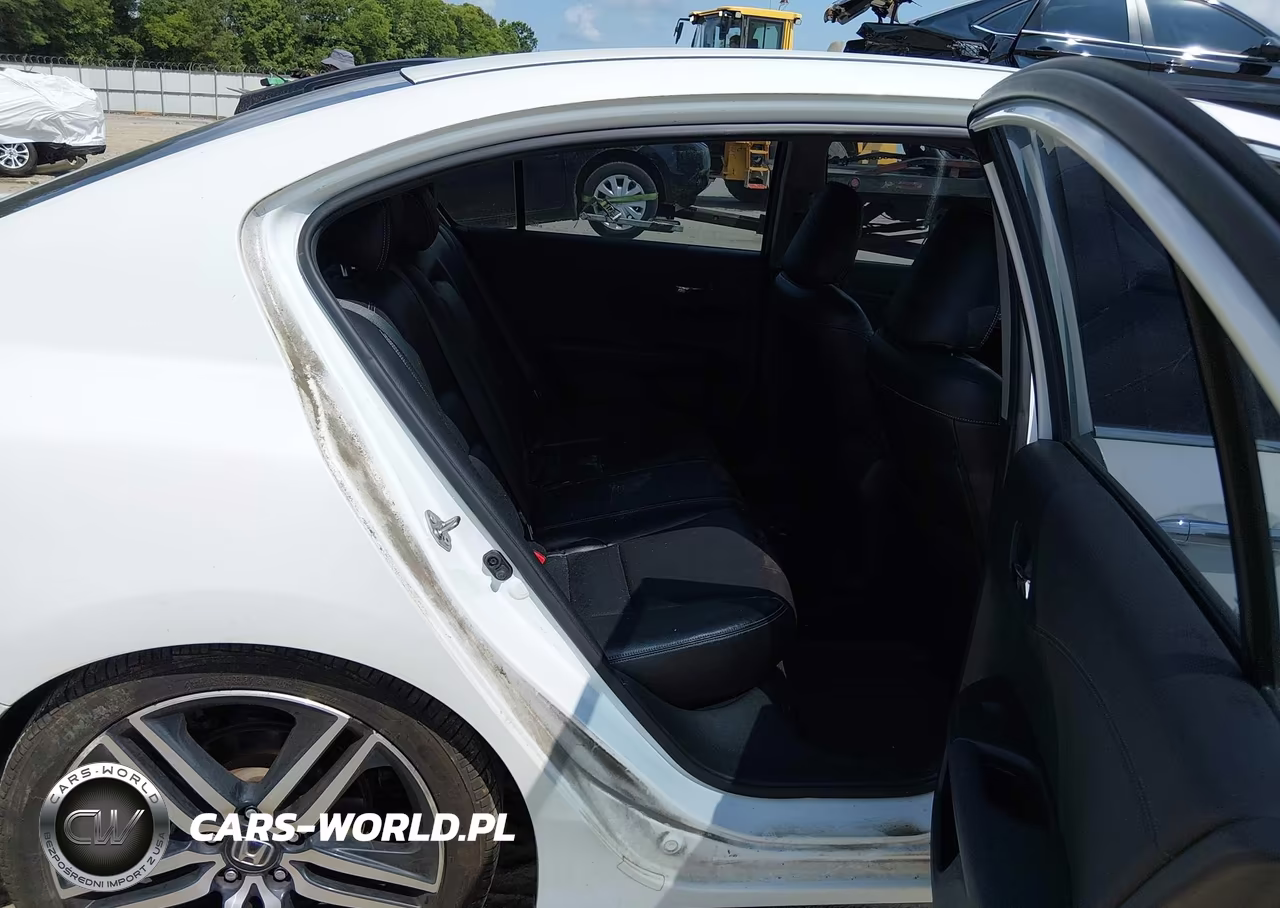 2015 Honda Accord Sport VIN:1HGCR2F55FA088212 - 8