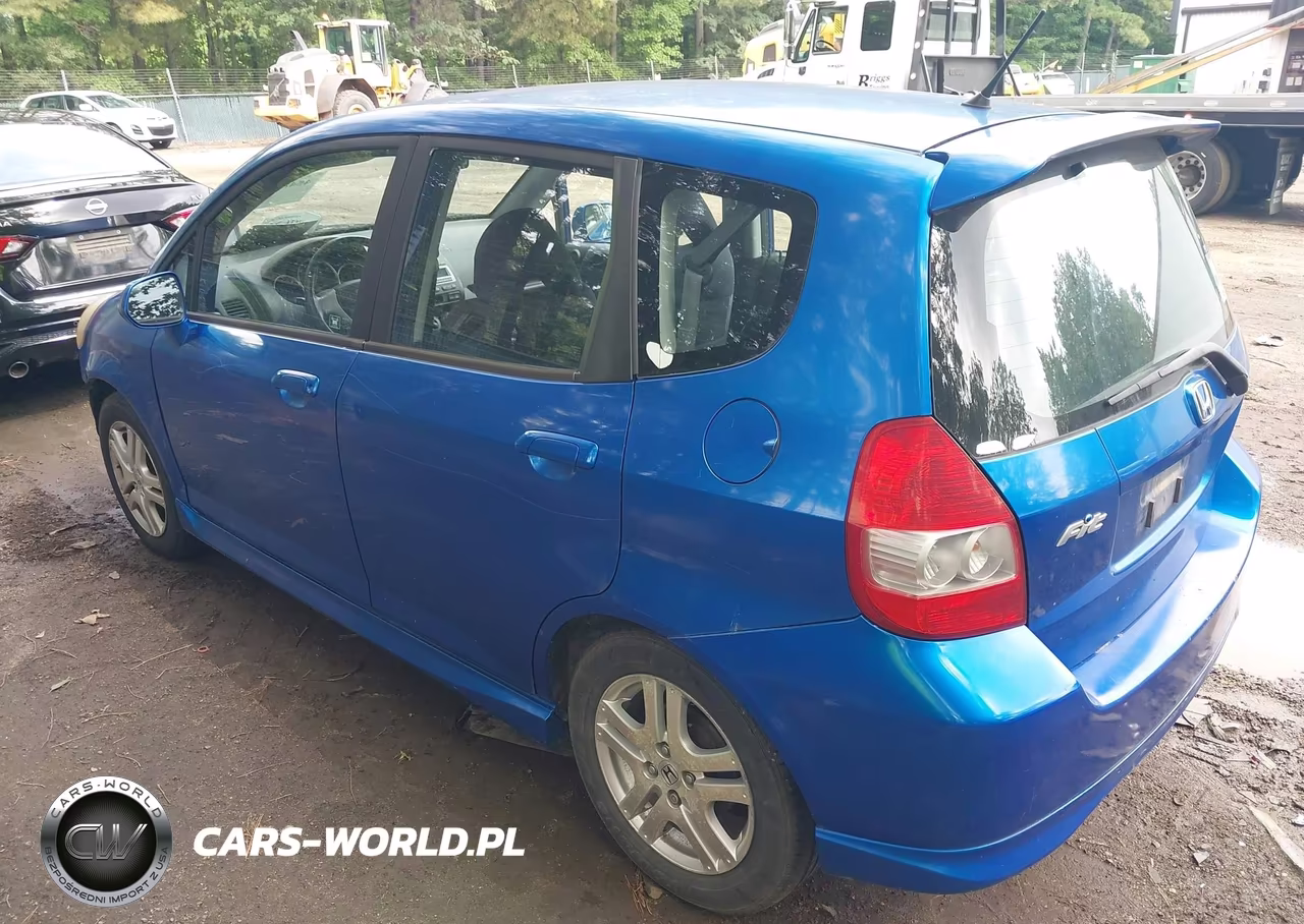 2007 Honda Fit Sport VIN:JHMGD37657S048718 - 3