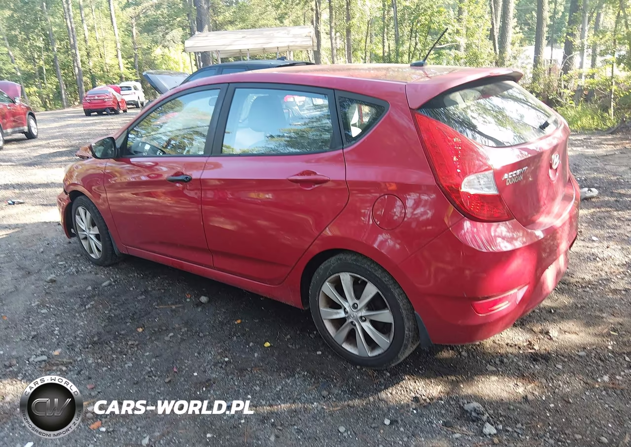 2013 Hyundai Accent Se VIN:KMHCU5AE4DU104042 - 3