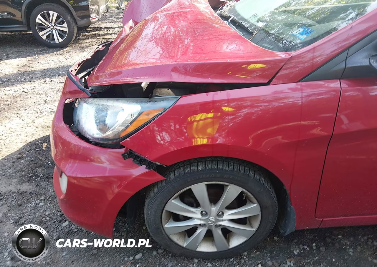 2013 Hyundai Accent Se VIN:KMHCU5AE4DU104042 - 6
