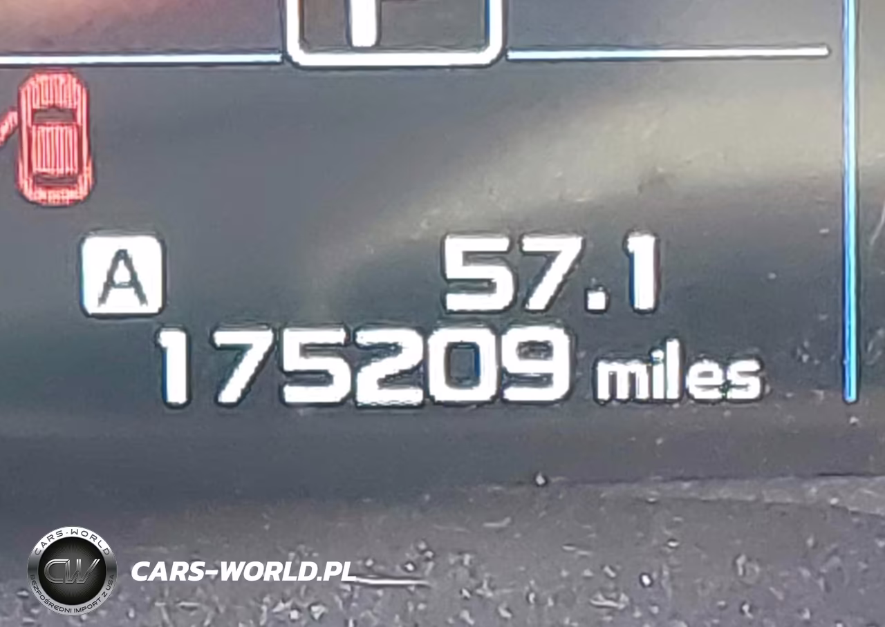 2017 Subaru Legacy 2.5I Premium VIN:4S3BNAF6XH3047283 - 15
