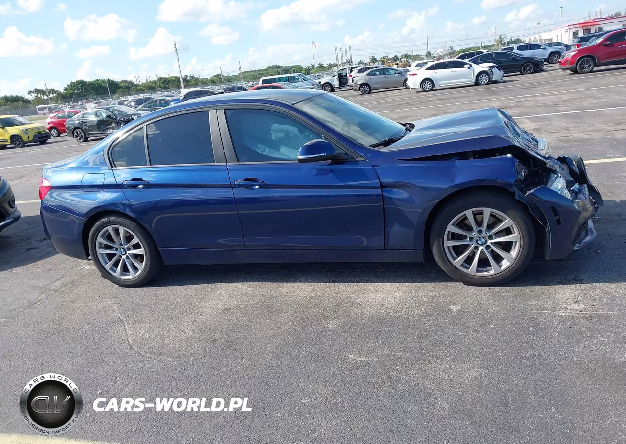 2018 BMW 320I VIN:WBA8E1G55JNU91159 - 13