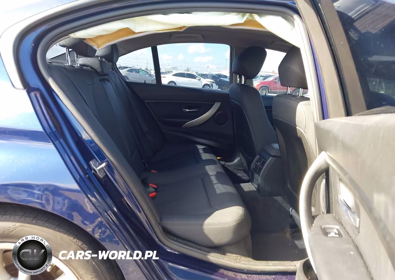 2018 BMW 320I VIN:WBA8E1G55JNU91159 - 8