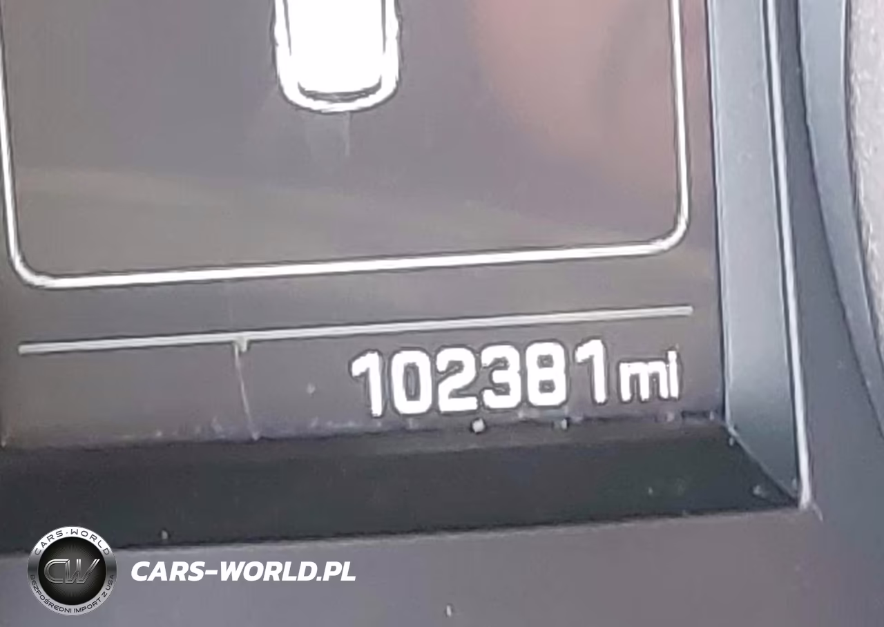 2018 Hyundai Santa Fe Sport 2.4L VIN:5NMZT3LB6JH089779 - 15