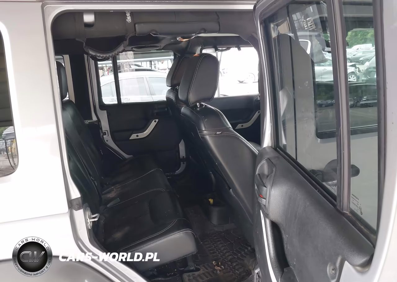 2014 Jeep Wrangler Unlimited Polar Edition VIN:1C4HJWEG6EL224968 - 8