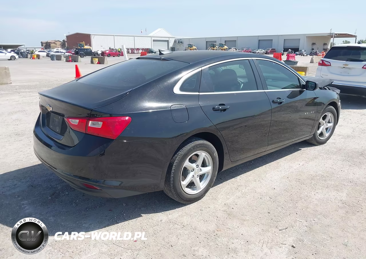2018 Chevrolet Malibu 1Ls VIN:1G1ZB5ST5JF110703 - 4