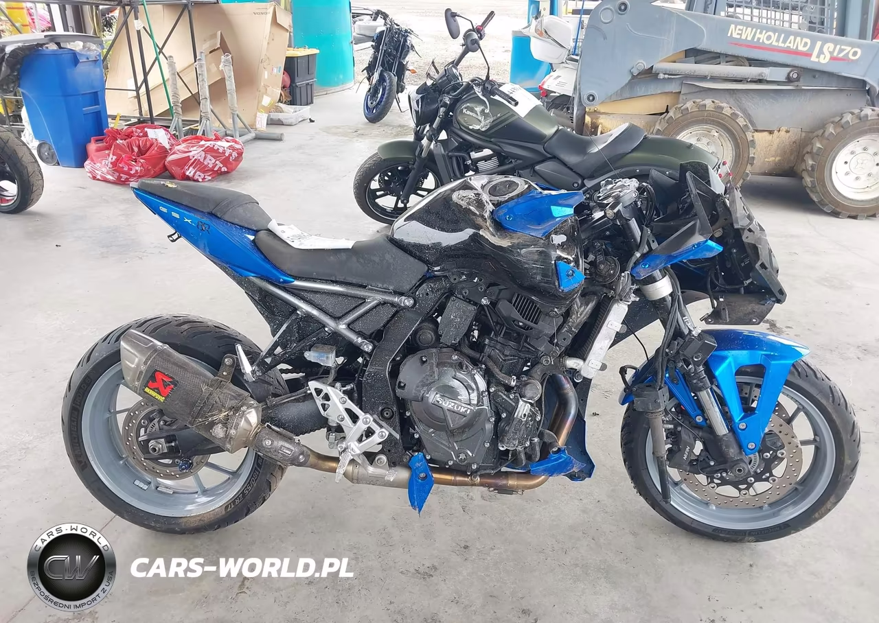 2025 Suzuki Gsx800 F VIN:JS1EM13B5S7100371 - 13