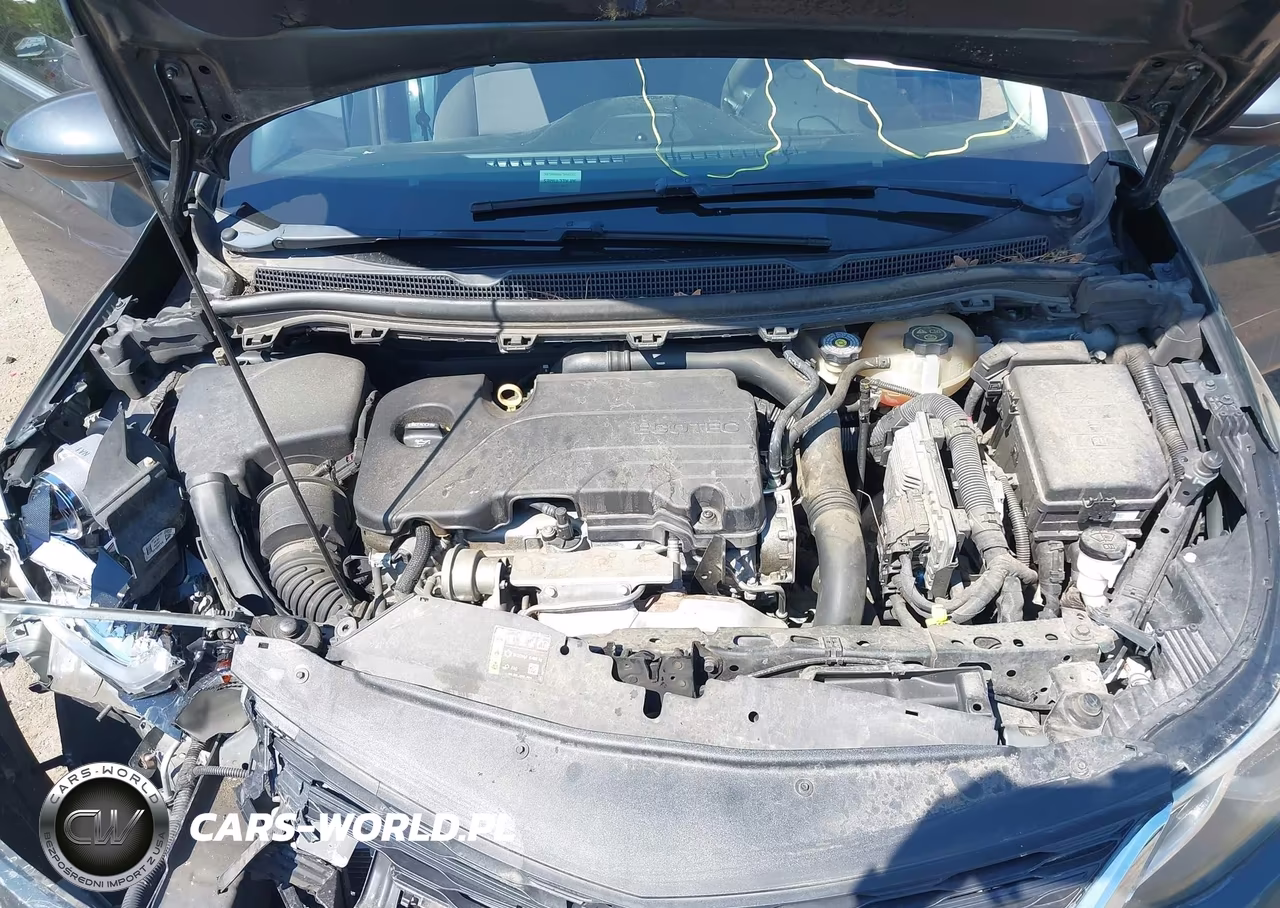 2018 Chevrolet Cruze Lt Auto VIN:1G1BE5SM3J7206762 - 10
