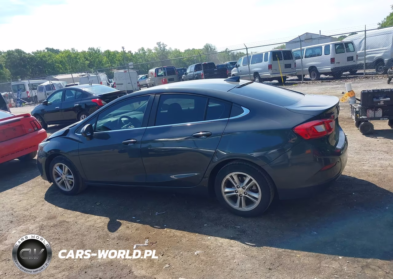 2018 Chevrolet Cruze Lt Auto VIN:1G1BE5SM3J7206762 - 14